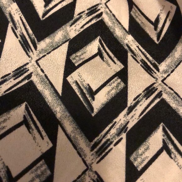 NWOT C J BANKS blouse - Picture 11 of 11